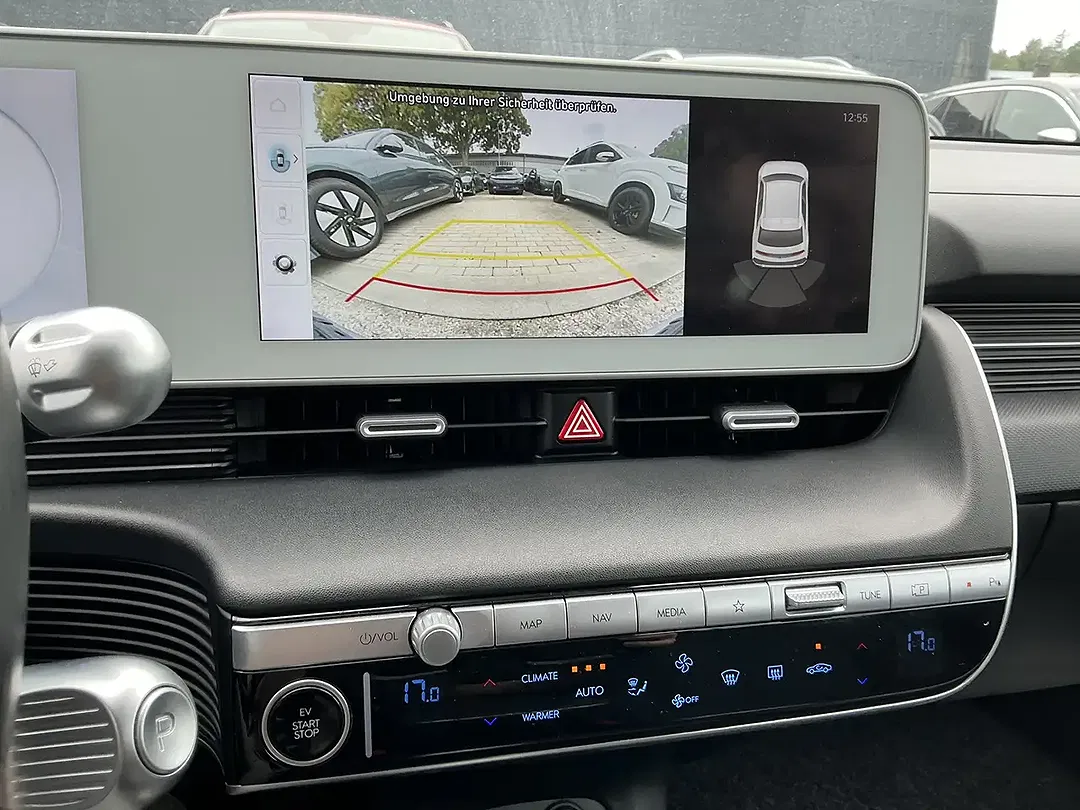 Hyundai IONIQ 5 - Thumbnail 6
