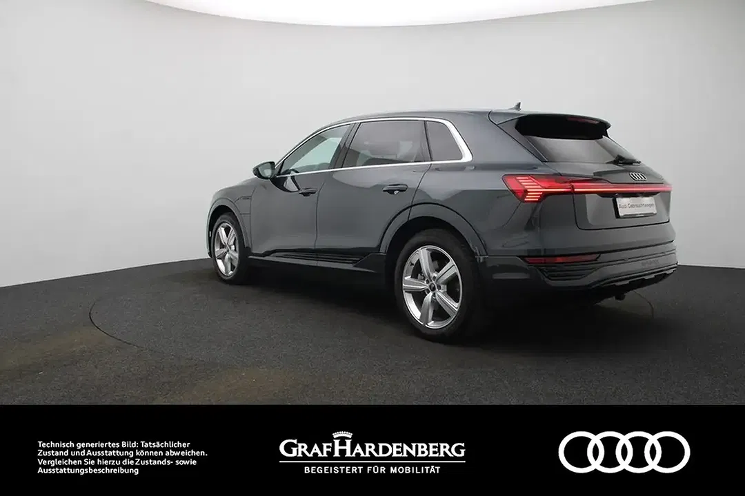 Audi Q8 e-tron - Thumbnail 3