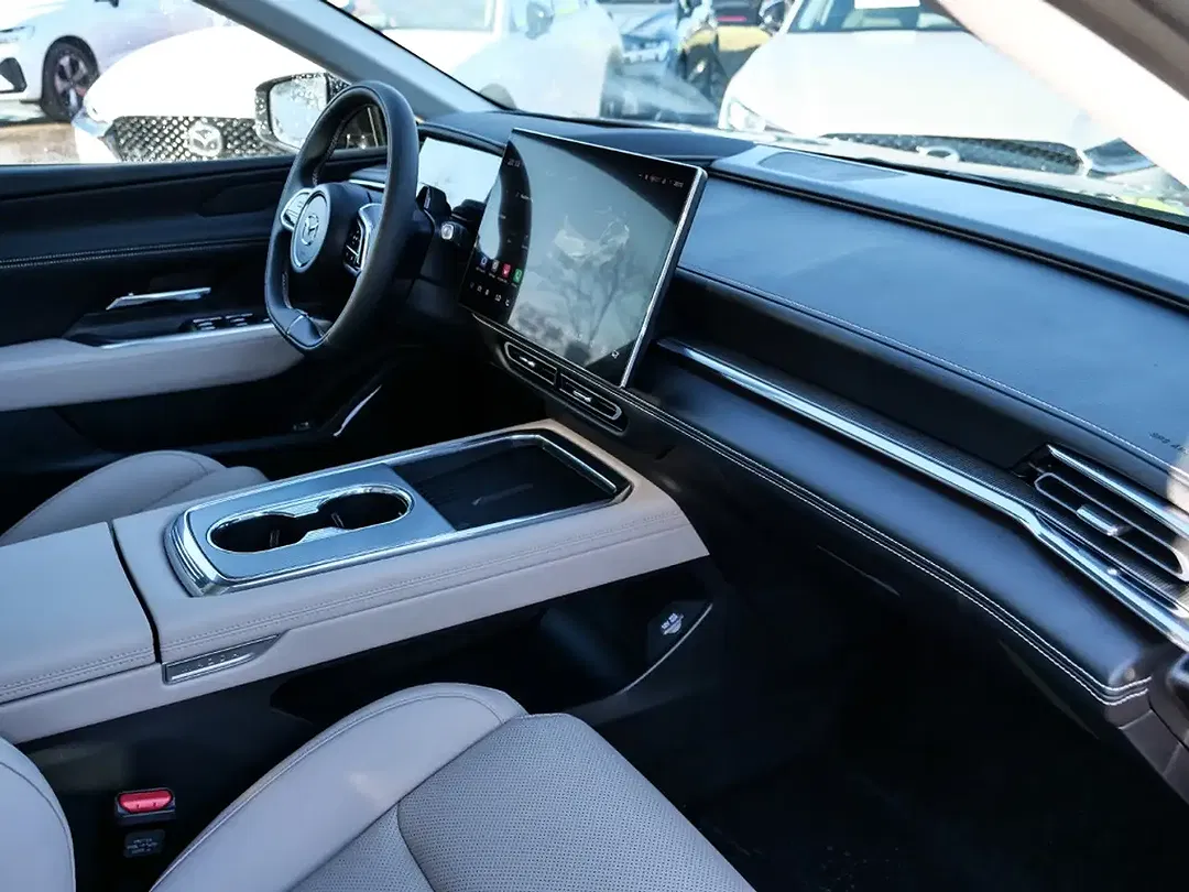 Mazda 6 - Thumbnail 12