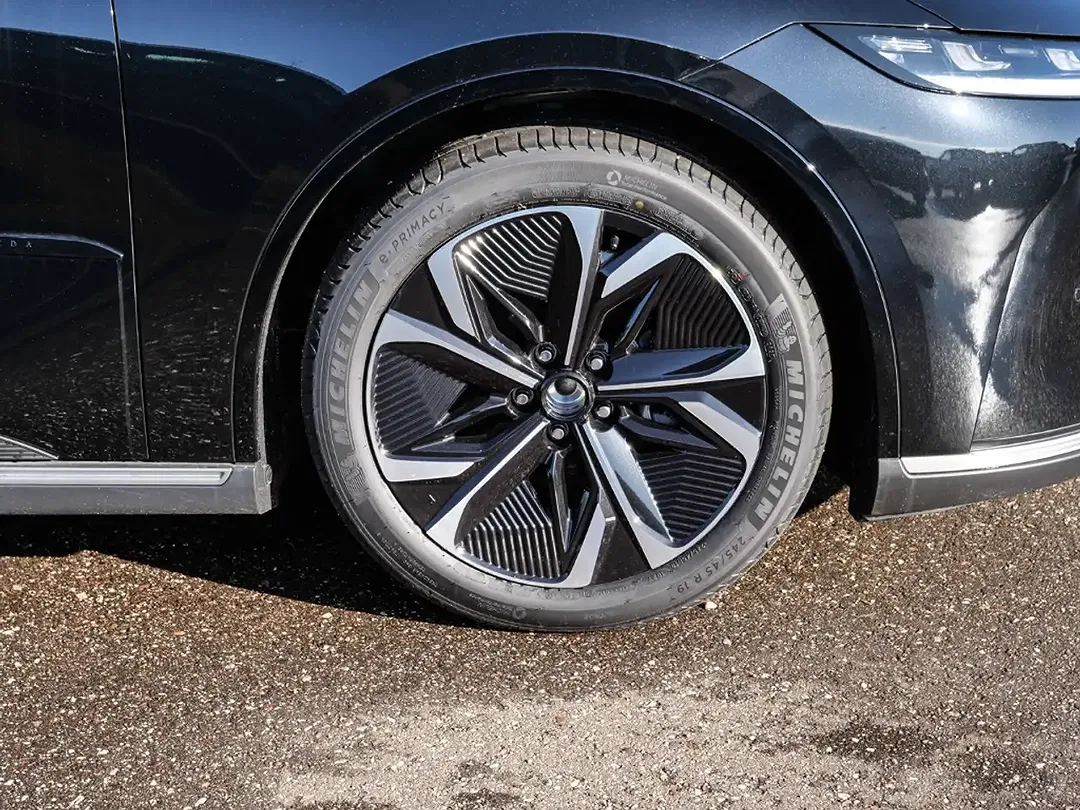 Mazda 6 - Thumbnail 4
