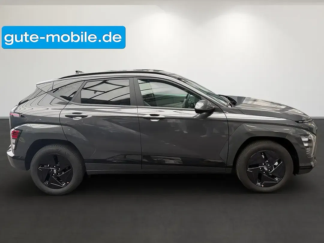 Hyundai KONA - Thumbnail 3