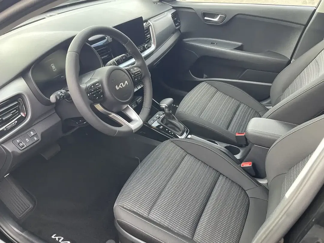 Kia Stonic - Thumbnail 5