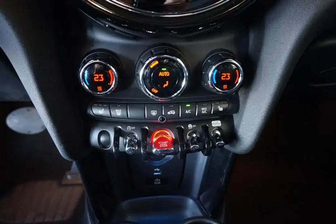 MINI Cooper - Thumbnail 12