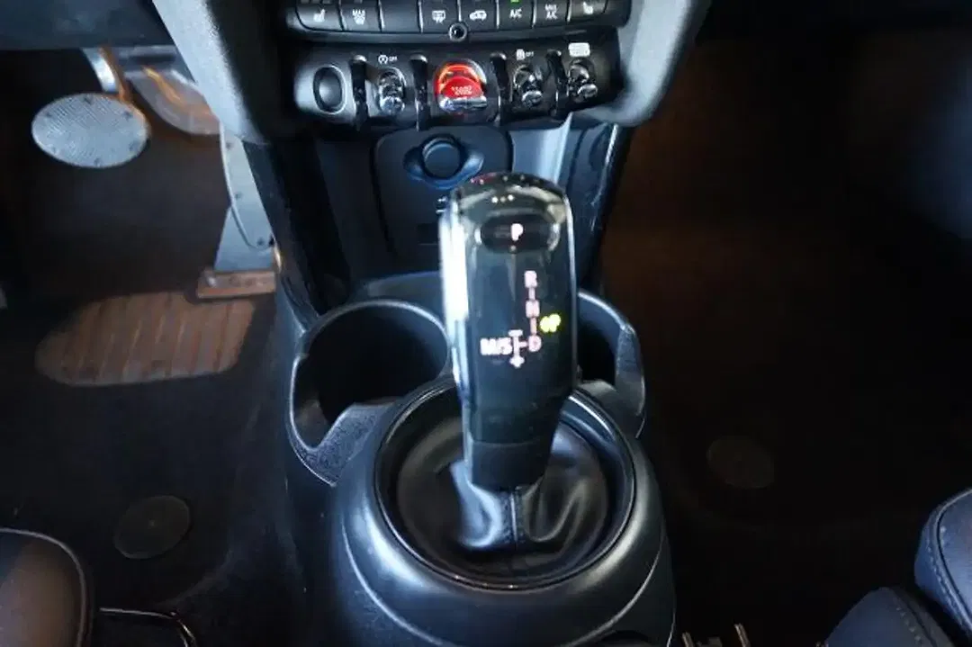 MINI Cooper - Thumbnail 14