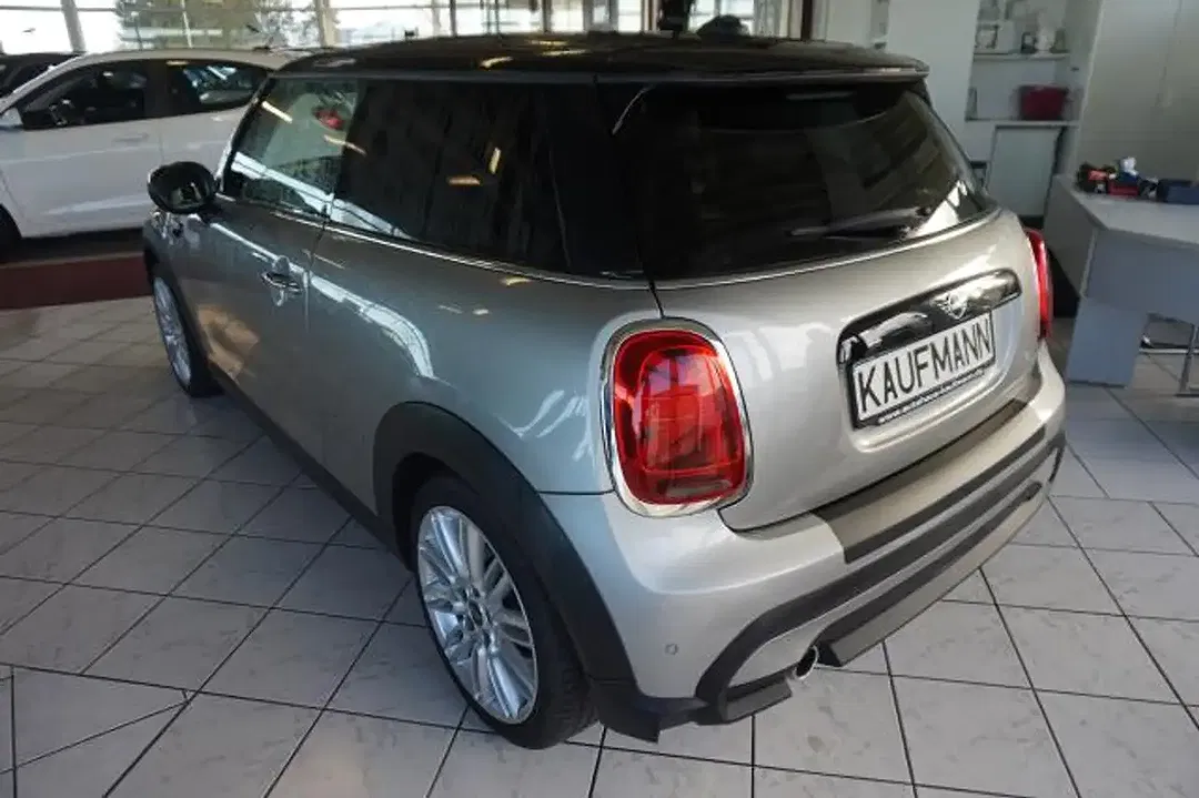 MINI Cooper - Thumbnail 5