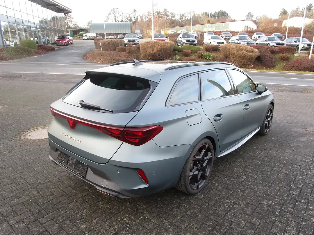 CUPRA Leon - Thumbnail 5