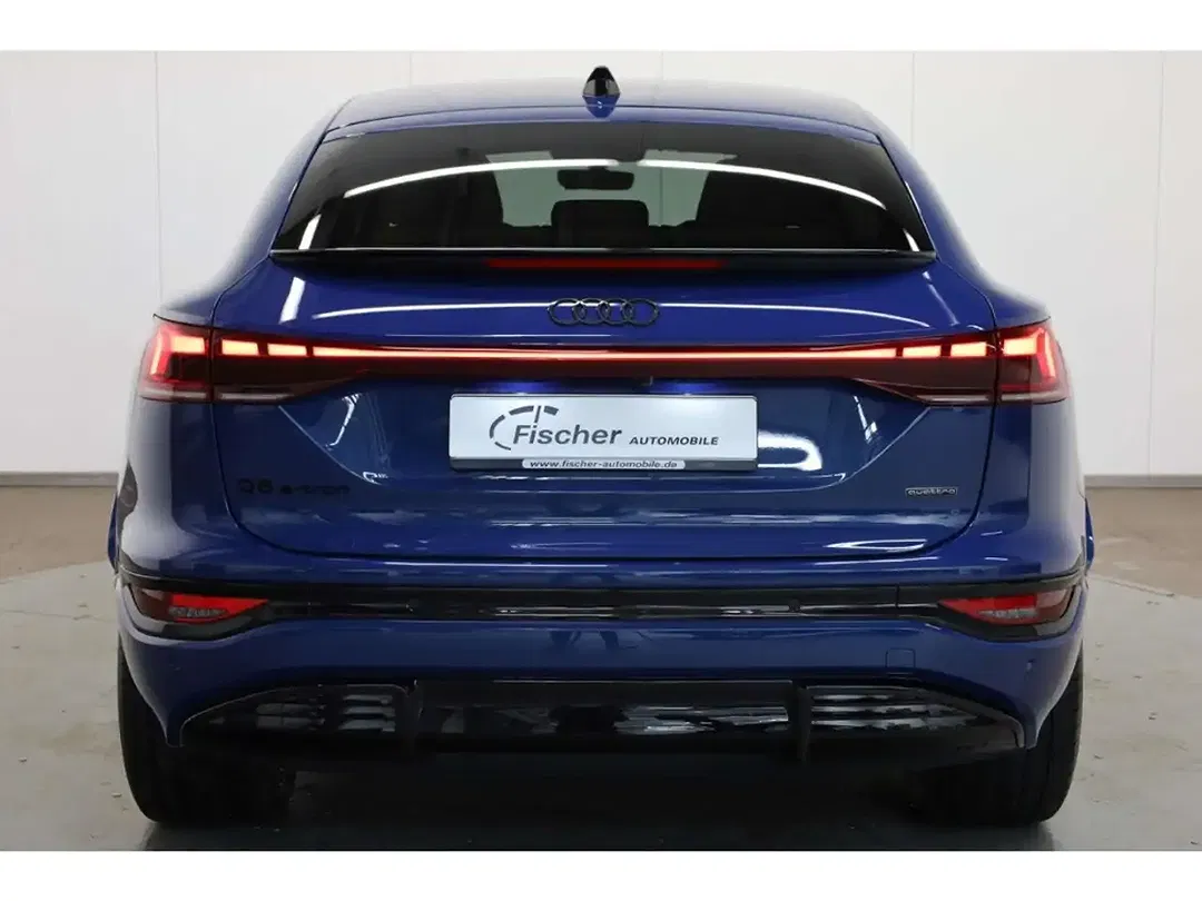 Audi Q6 e-tron - Thumbnail 5