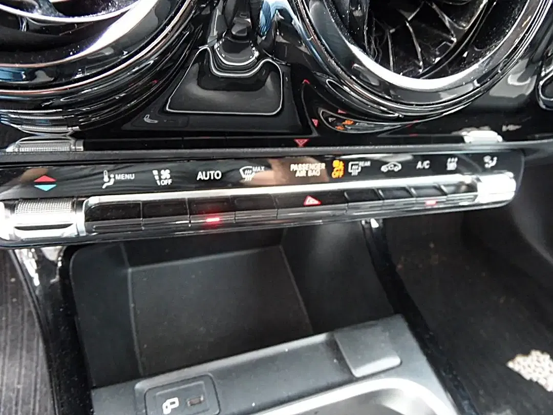 Mercedes-Benz A 250 - Thumbnail 14