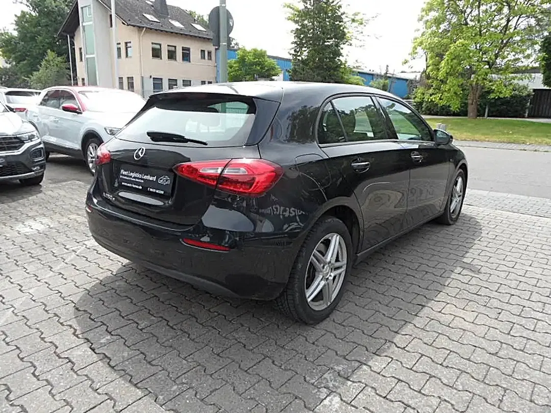 Mercedes-Benz A 250 - Thumbnail 3
