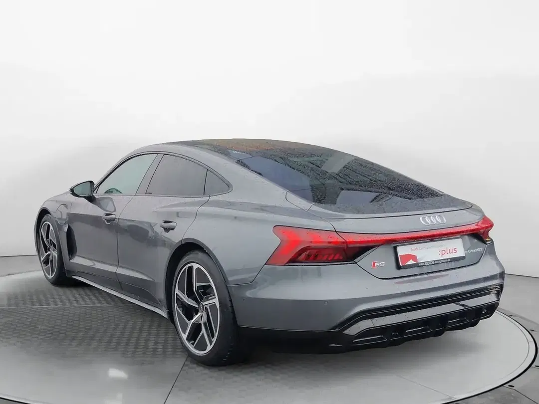 Audi RS e-tron GT - Thumbnail 9