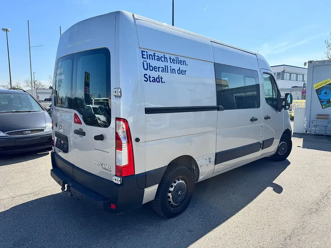 Opel Movano - Thumbnail 5