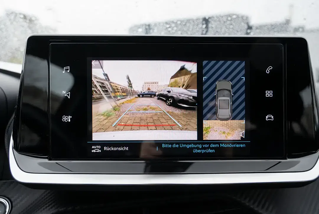 Peugeot 2008 - Thumbnail 9