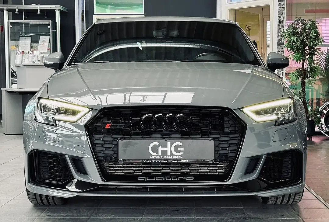 Audi RS3 - Thumbnail 2