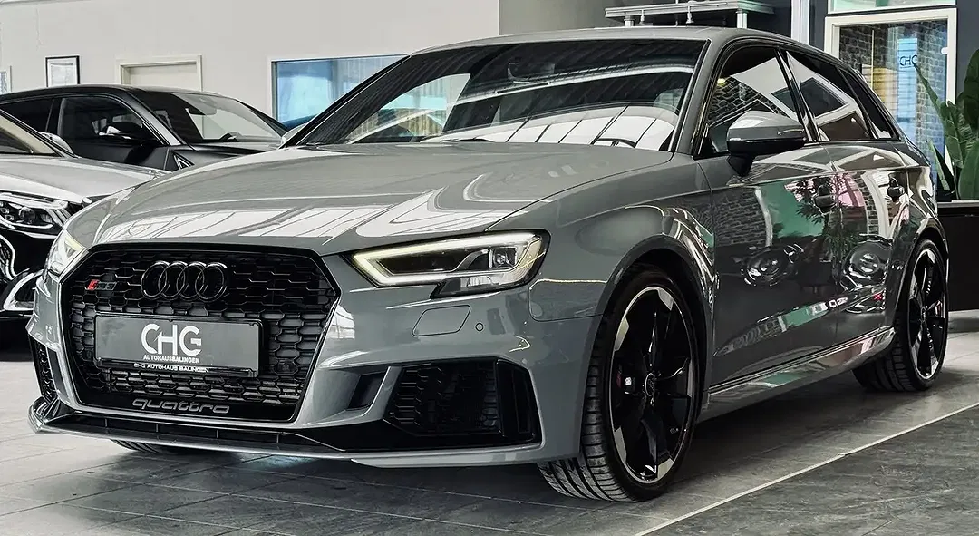 Audi RS3 - Thumbnail 3