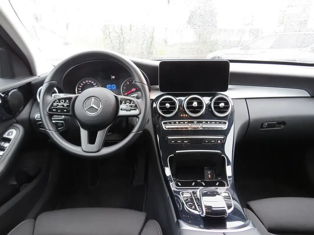 Mercedes-Benz C 300 - Thumbnail 11