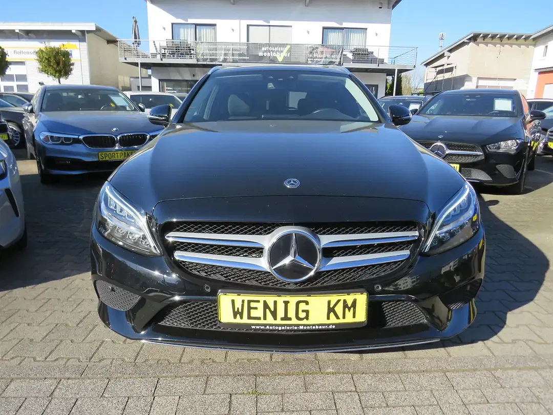Mercedes-Benz C 300 - Thumbnail 2