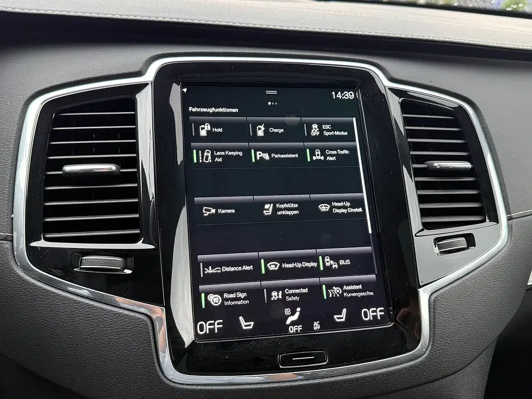Volvo XC90 - Thumbnail 14