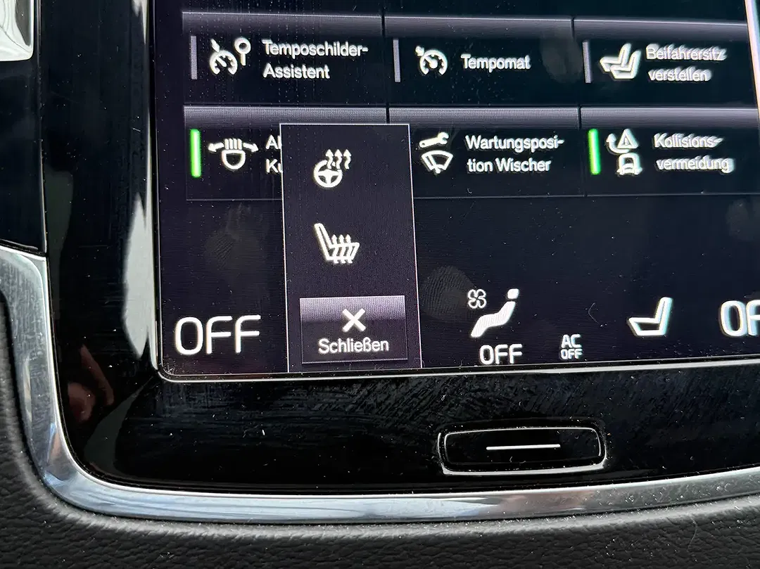 Volvo XC90 - Thumbnail 16