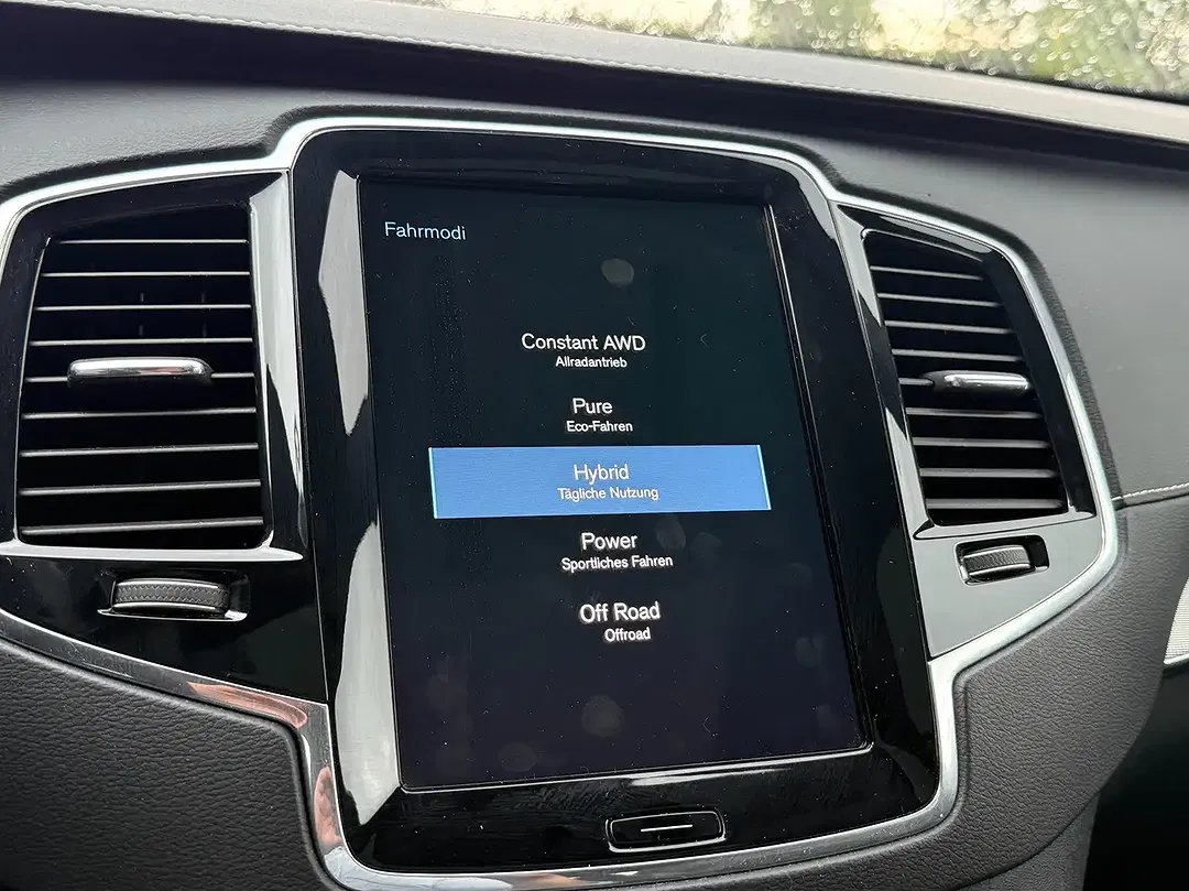 Volvo XC90 - Thumbnail 19