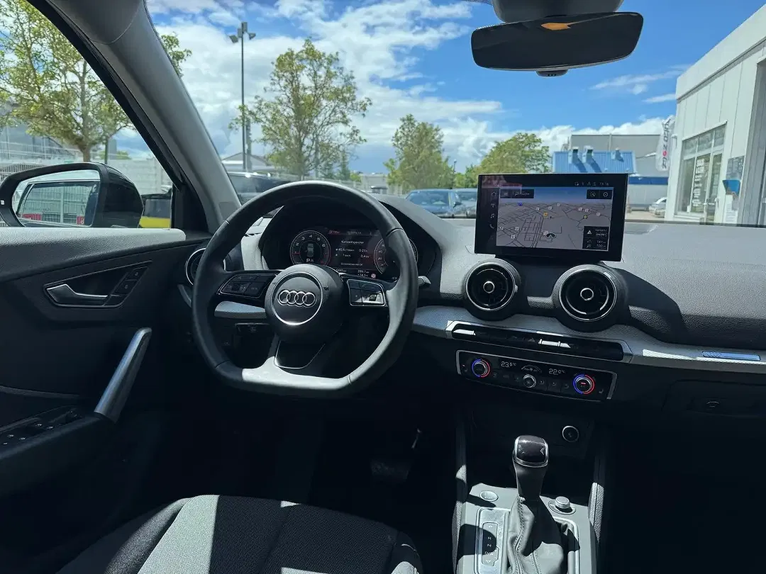 Audi Q2 - Thumbnail 12