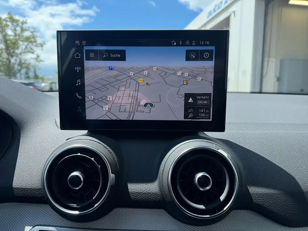 Audi Q2 - Thumbnail 13