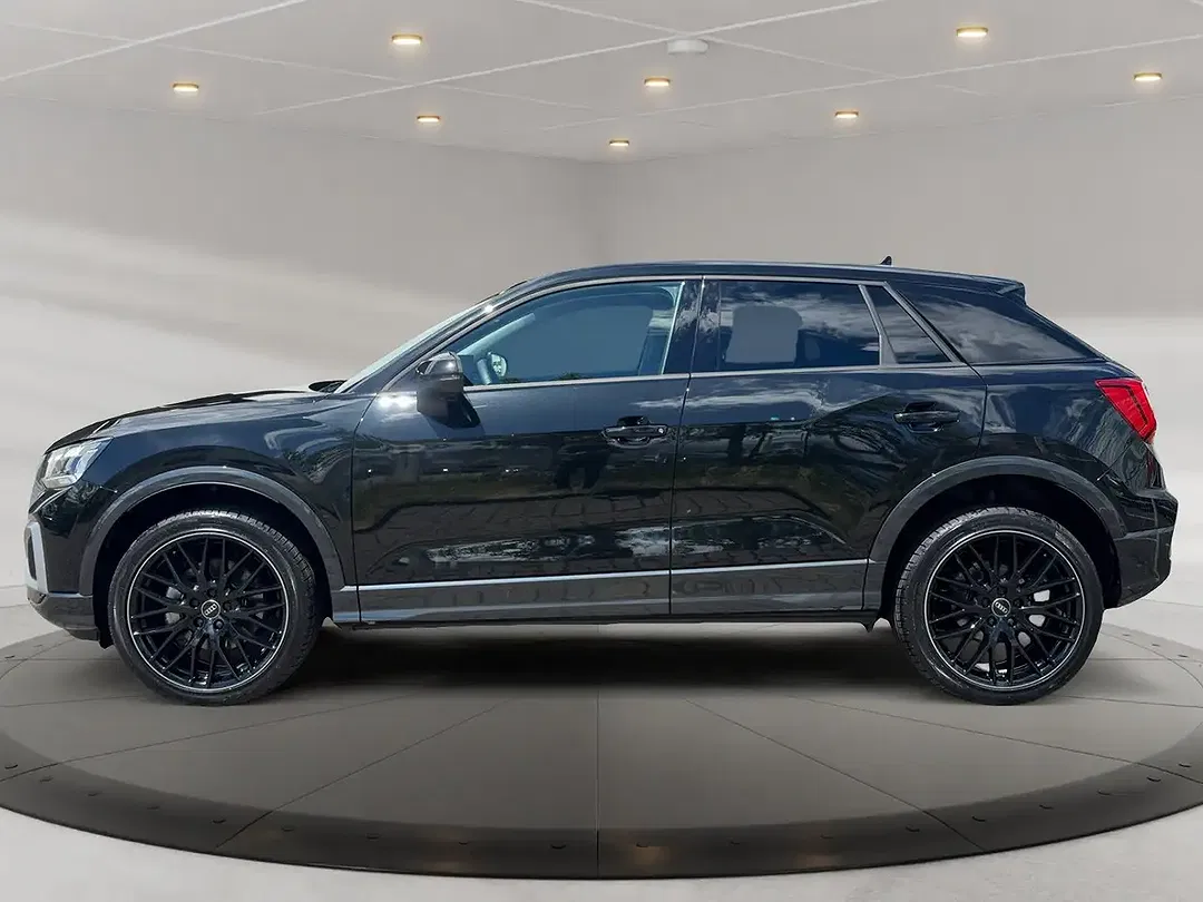Audi Q2 - Thumbnail 3