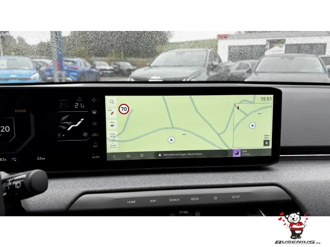 Kia EV4 - Thumbnail 8