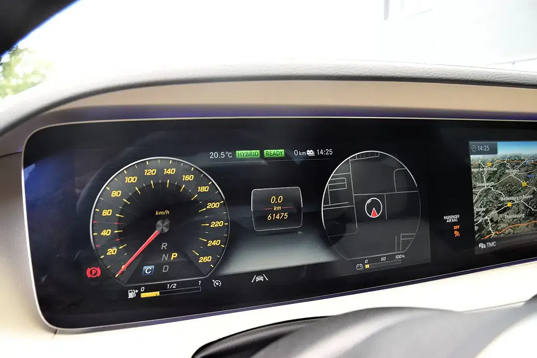 Mercedes-Benz S 560 - Thumbnail 13