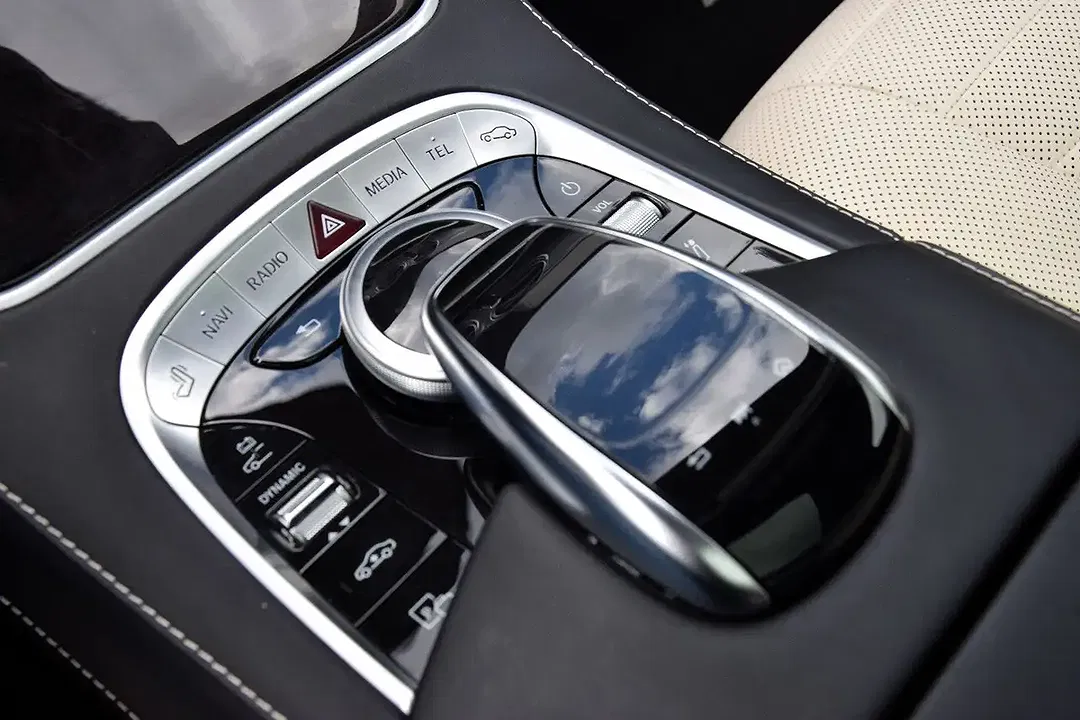 Mercedes-Benz S 560 - Thumbnail 9