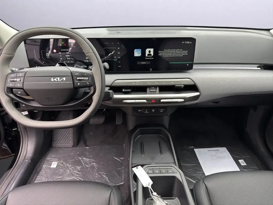 Kia EV4 - Thumbnail 10