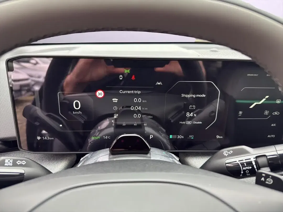 Kia EV4 - Thumbnail 15