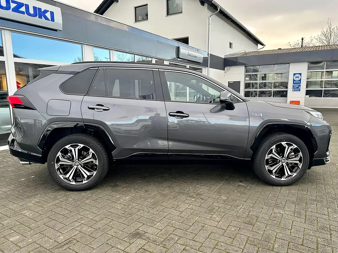 Suzuki Across - Thumbnail 7