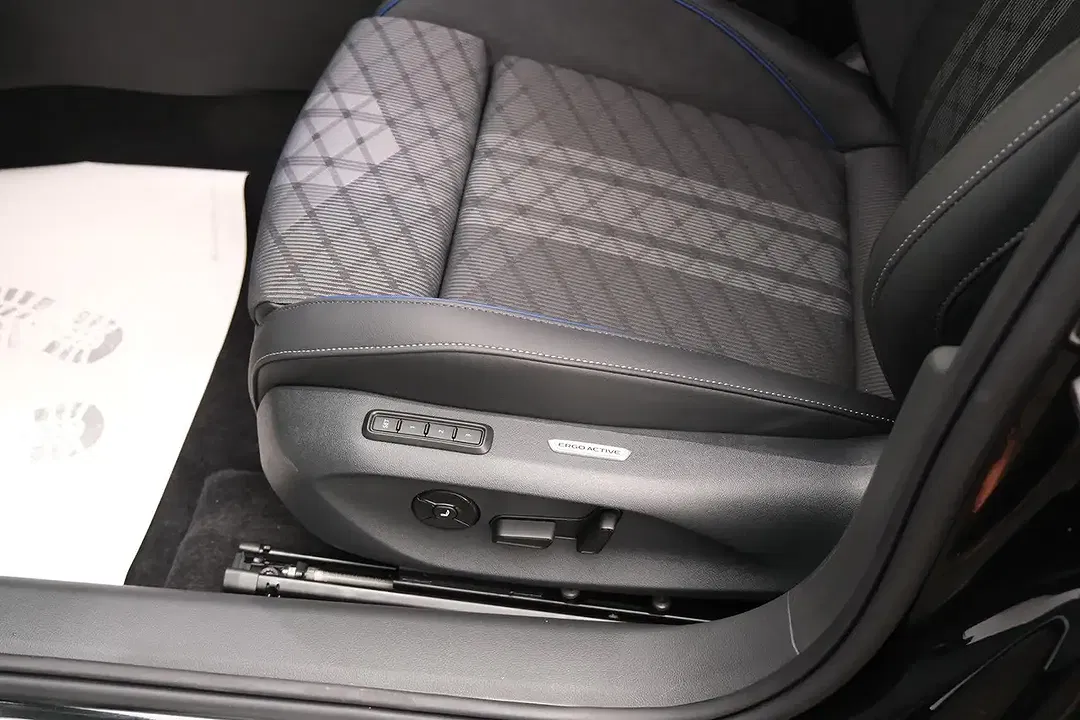 Volkswagen Passat Variant - Thumbnail 13