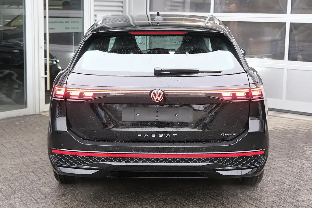 Volkswagen Passat Variant - Thumbnail 4