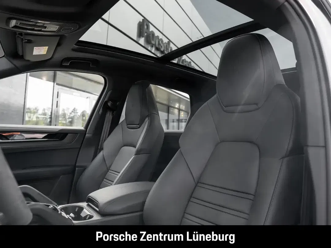 Porsche Cayenne - Thumbnail 5