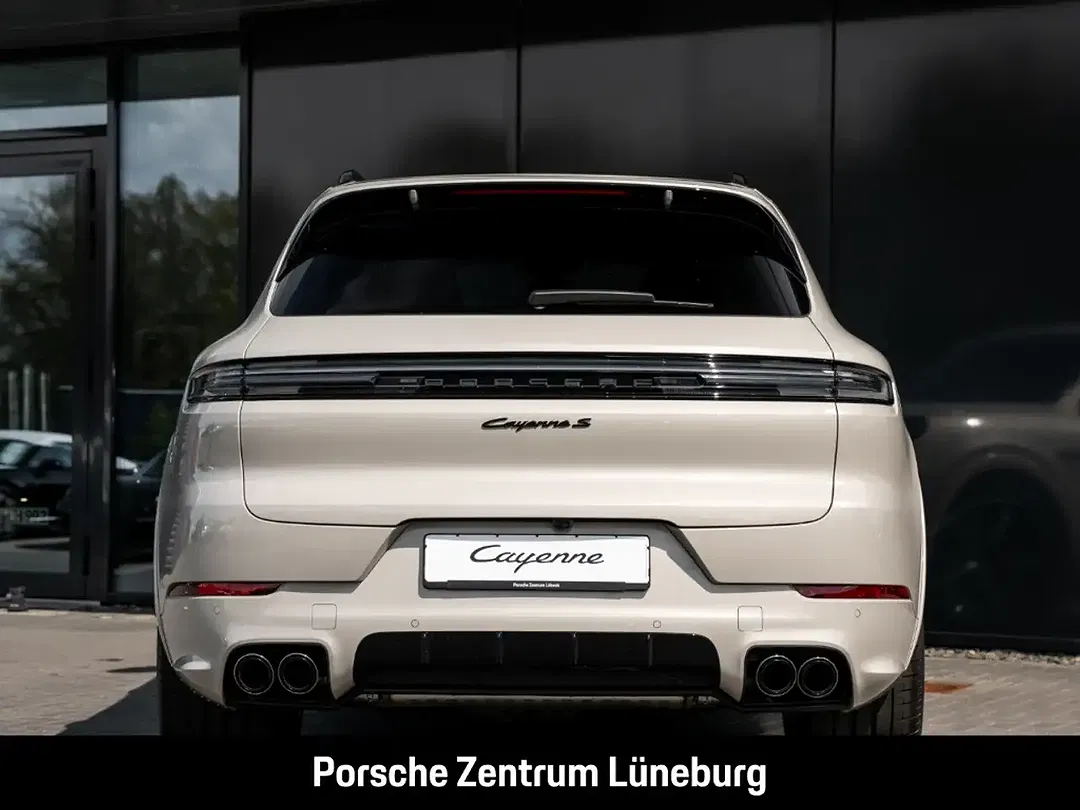 Porsche Cayenne - Thumbnail 8