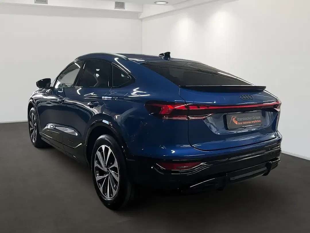 Audi Q6 e-tron - Thumbnail 6