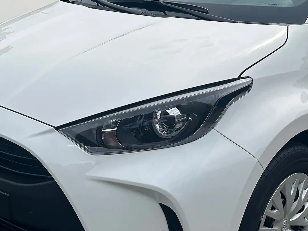 Toyota Yaris - Thumbnail 7