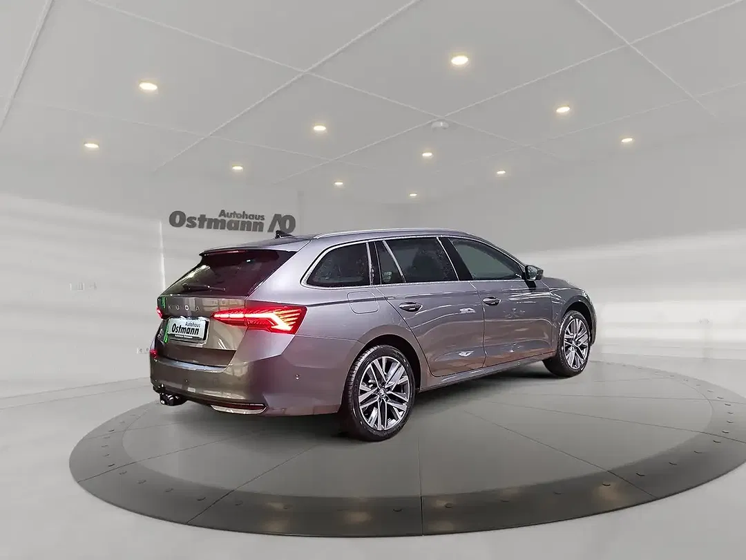 Skoda Octavia - Thumbnail 4