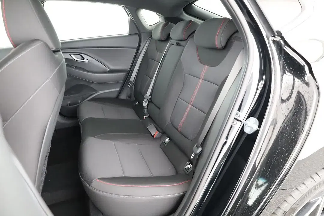 Hyundai i30 - Thumbnail 10