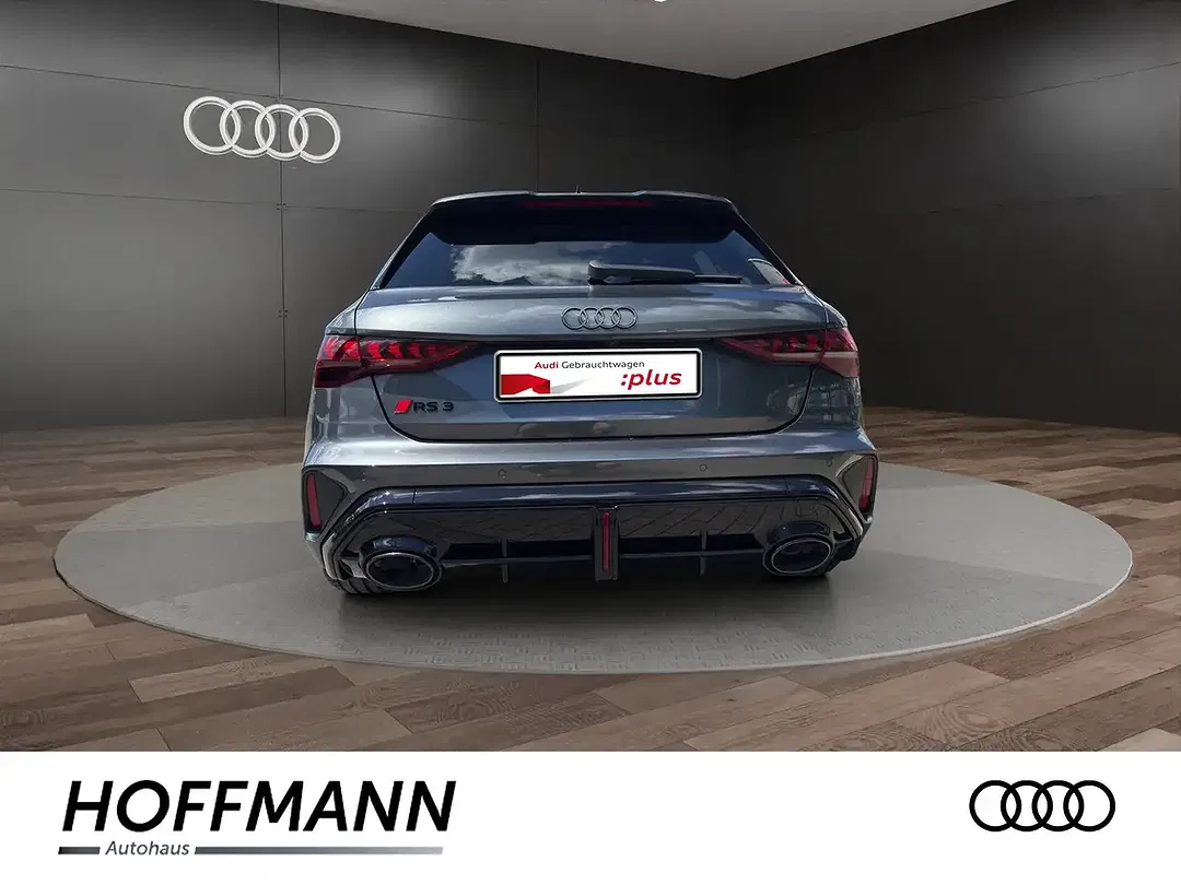 Audi RS3 - Thumbnail 4