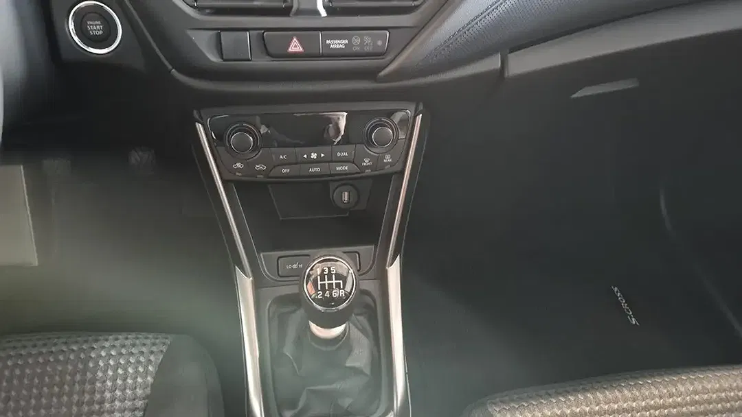 Suzuki S-Cross - Thumbnail 11
