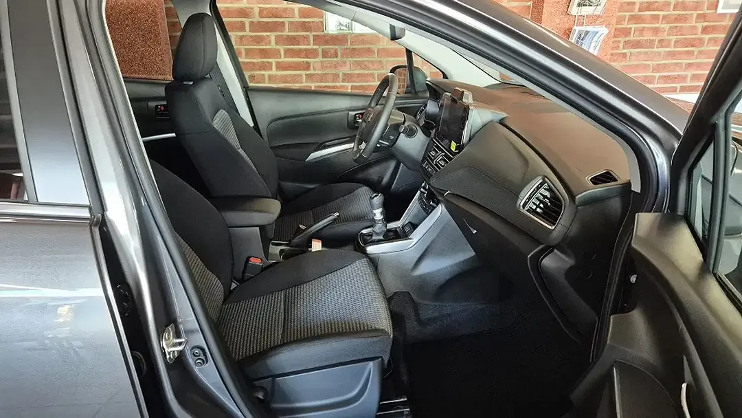 Suzuki S-Cross - Thumbnail 4