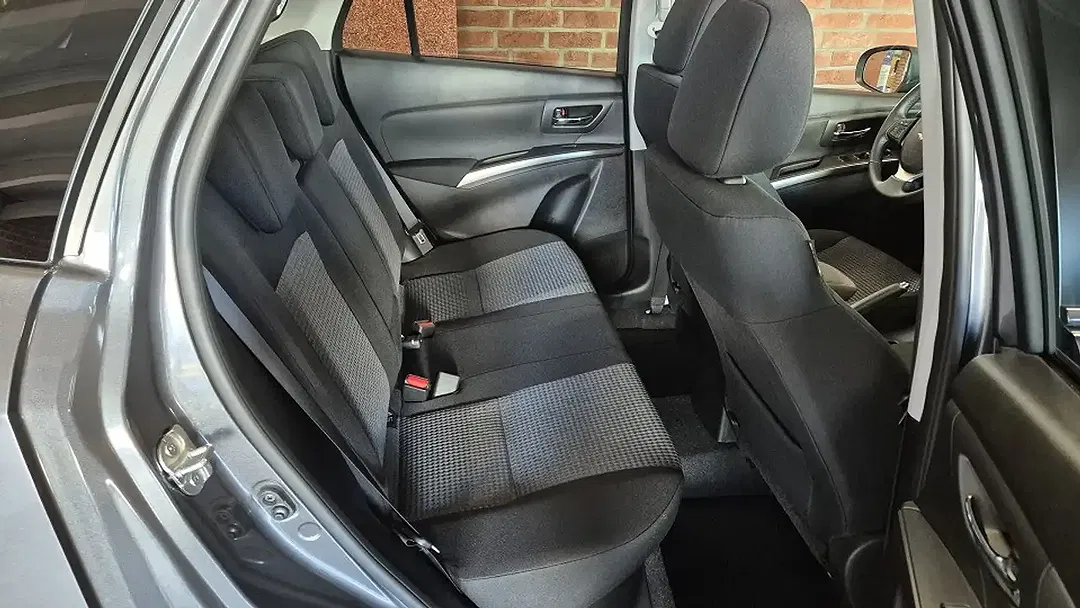 Suzuki S-Cross - Thumbnail 5