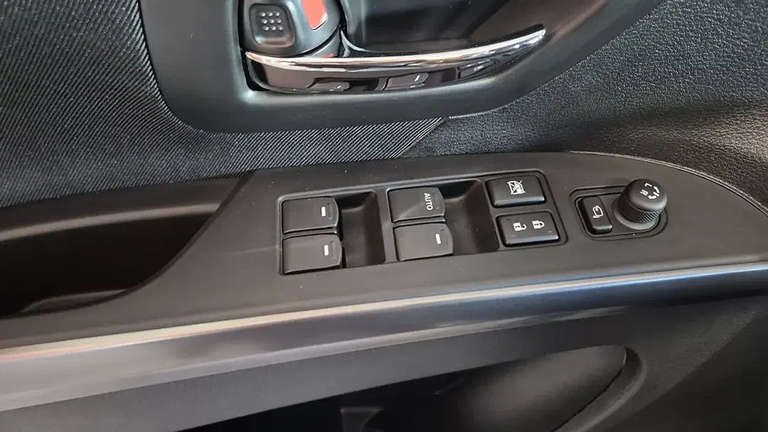 Suzuki S-Cross - Thumbnail 8