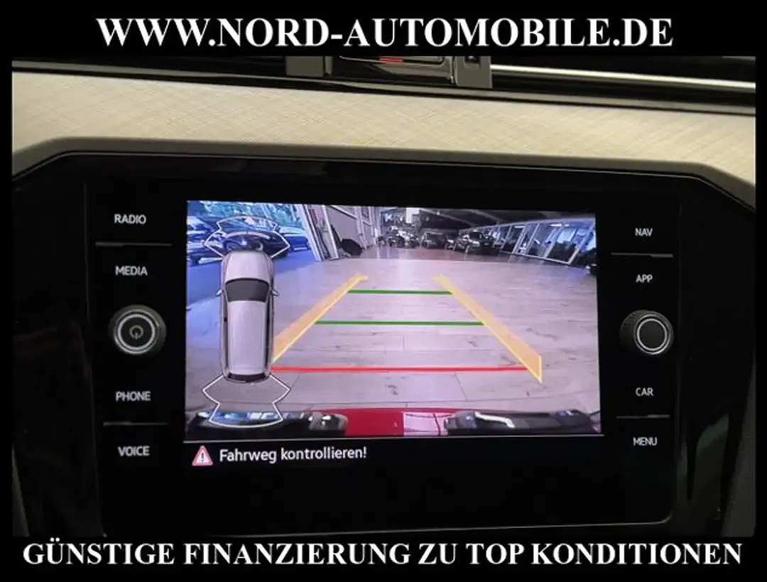 Volkswagen Passat Variant - Thumbnail 20