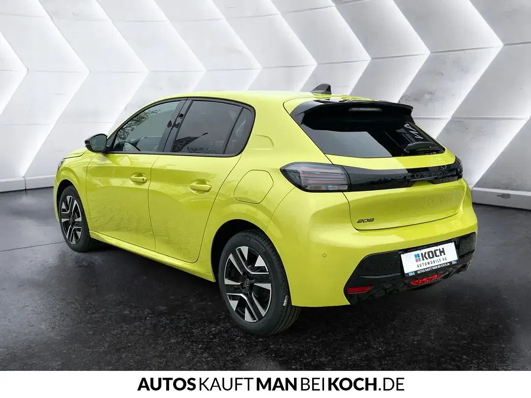 Peugeot 208 - Thumbnail 2