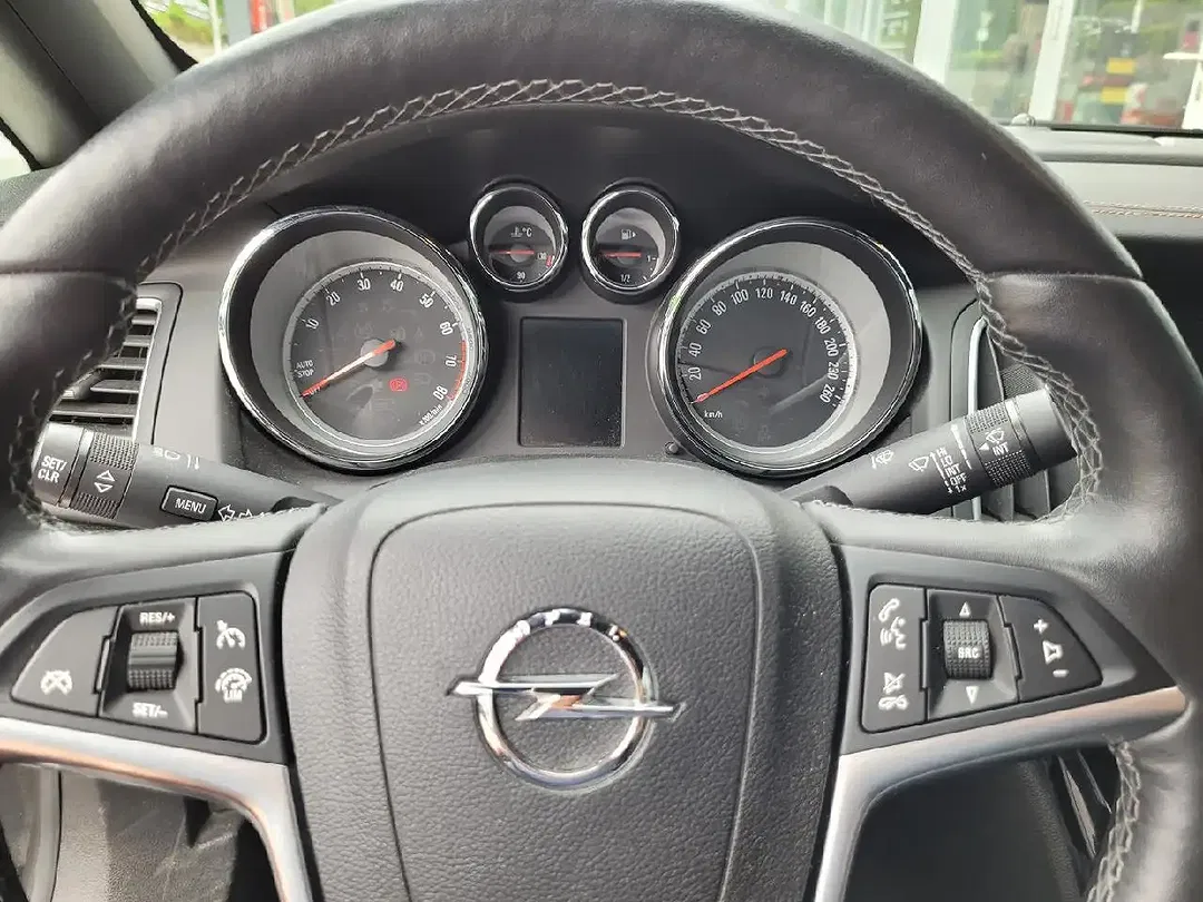 Opel Cascada - Thumbnail 15