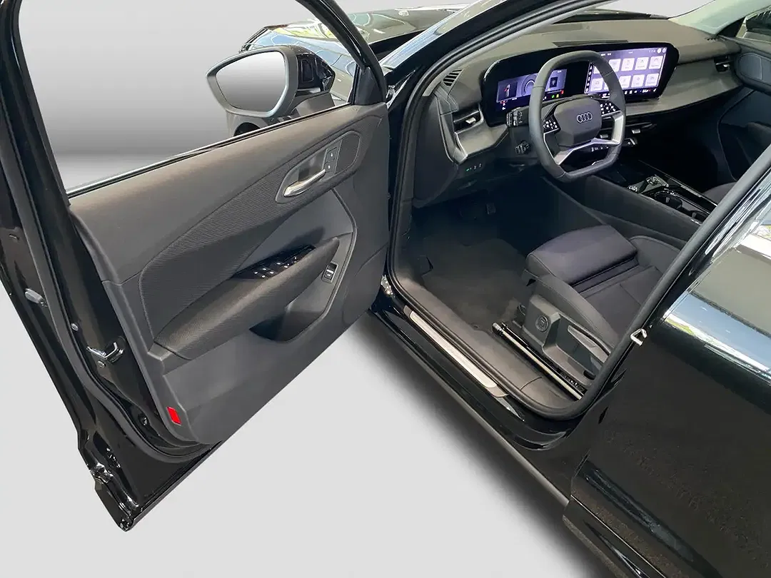 Audi Q3 - Thumbnail 13