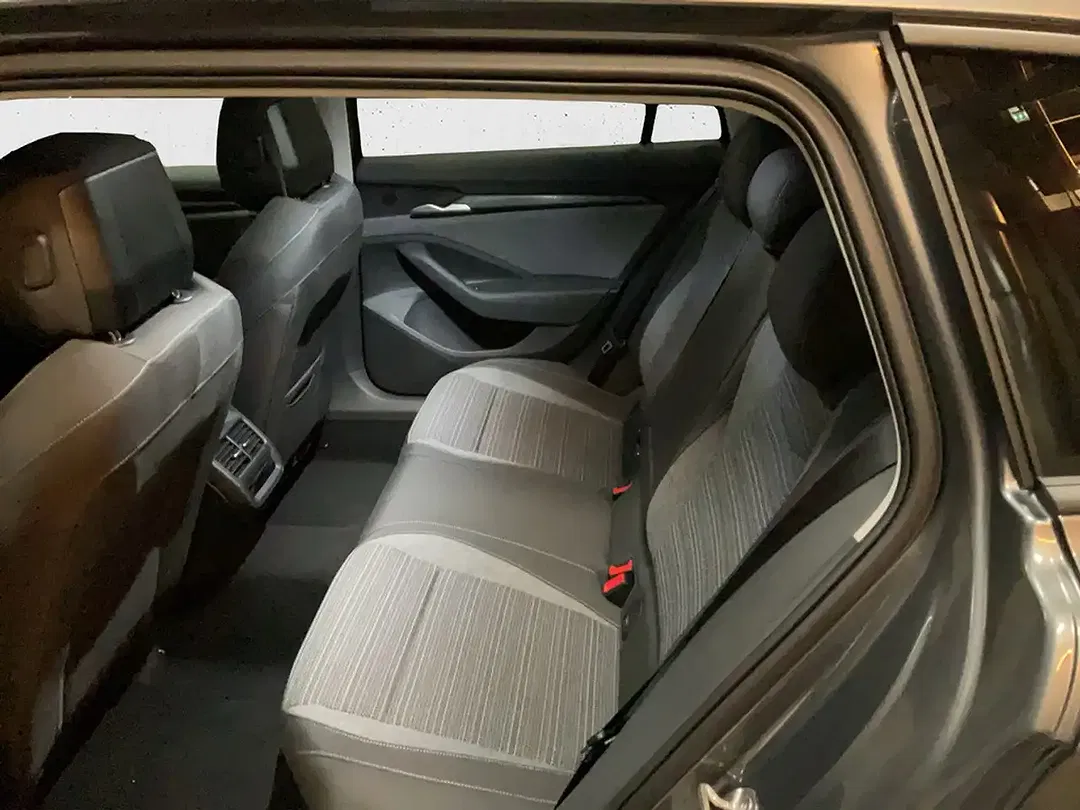 Skoda Superb - Thumbnail 9
